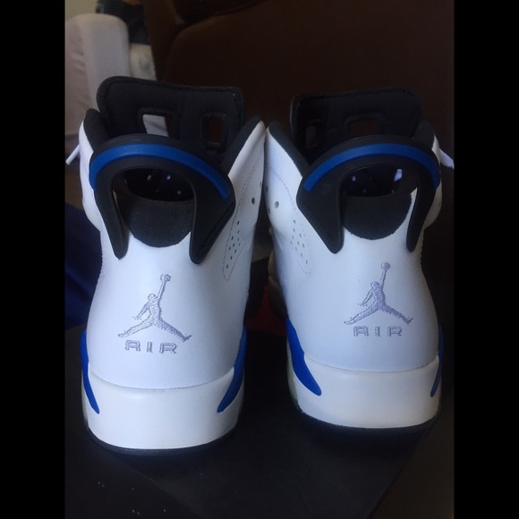 Air Jordan 6's - Picture 3 of 7